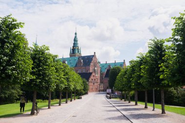 Frederiksborg 'un heykelleri ve cepheleri, Kopenhag' daki saray.