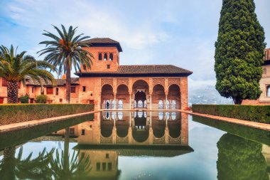 Alhambra Bahçeleri, Granada, Endülüs, İspanya 