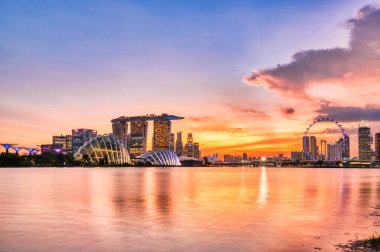 Singapur City Skyline Sunset, Singapur 'da Marina Körfezi' nden