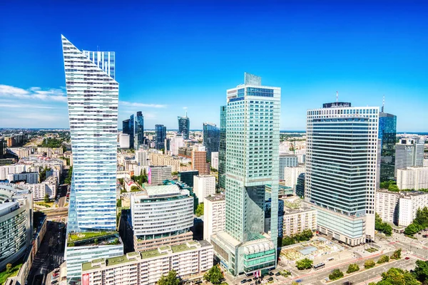 Vista Aérea Ciudad Varsovia Con Rascacielos Modernos Durante Día Soleado —  Fotos de Stock