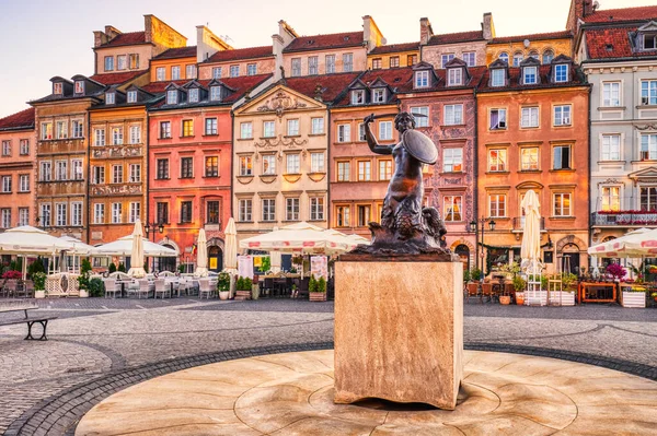 Praça Cidade Velha Varsóvia Durante Dia Ensolarado Polônia — Fotografia de Stock