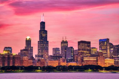 Chicago Skyline Michigan Gölü üzerinde Sunset, Illinois