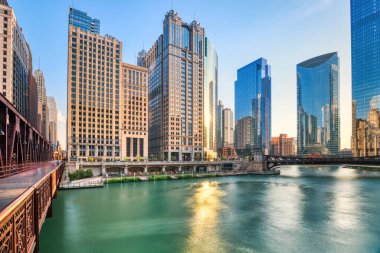 Chicago Şehir Merkezi Şikago Nehri Sunset, Illinois 