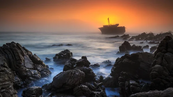 Wrak Statku Machu Maru Zachód Słońca Najbardziej Wysuniętym Południe Punkcie — Zdjęcie stockowe