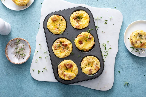 Slaninové Čedarové Vaječné Muffiny Snídani Recept — Stock fotografie