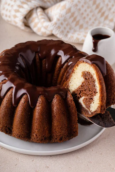 Chocolate Marble Bundt Cake Zebra Cake Chocolate Glaze Drizzled Top — 스톡 사진
