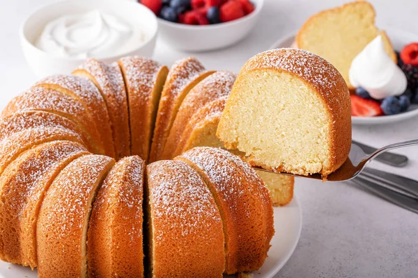 Pound Cake Baked Bundt Pan Traditional Vanilla Sour Cream Flavor — Stock Photo, Image