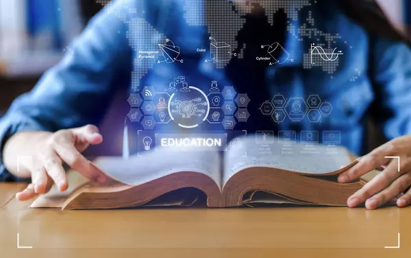Eğitim teknolojisi konsepti. EdTech. Yapay Zeka (Yapay Zeka) İnternet akışı, iş eğitimi, konferans görüşmesi kavramı. Tıbbi sağlık hologramı