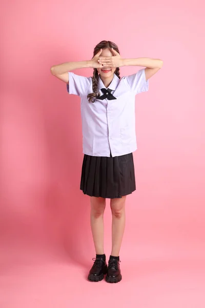 Den Asiatiske Pige Thailandsk Studerende Uniform Stående Den Lyserøde Baggrund - Stock-foto