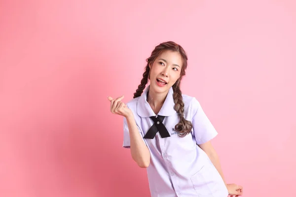 Chica Asiática Uniforme Estudiante Tailandés Pie Sobre Fondo Rosa — Foto de Stock