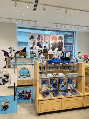 Tokyo, Japonya - 23 Mayıs 2025: Tokyo 'daki Paco Shinjuku Alışveriş Merkezi' nde, 