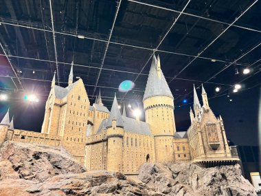 Tokyo, Japonya - 24 Mayıs 2025: The Make of Harry Potter Warner Bros 'un iç mekanı. Tokyo, Japonya 'daki Studio Tour Tokyo.
