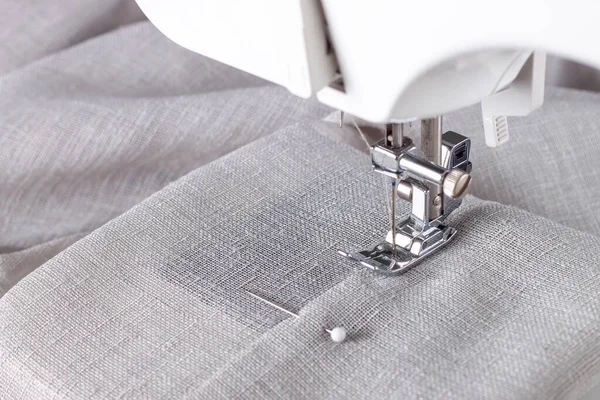 Modern Sewing Machine Presser Foot Linen Fabric Thread Closeup Copy — Stockfoto