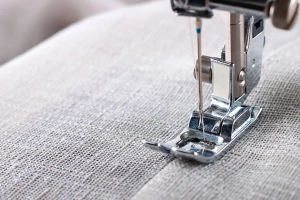 Modern Sewing Machine Presser Foot Linen Fabric Thread Closeup Copy — Foto de Stock