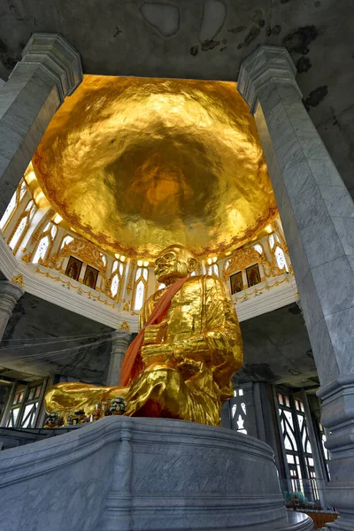 Famosa Estátua Monge Cobrir Por Ouro Ter Nome Somdet Phra — Fotografia de Stock