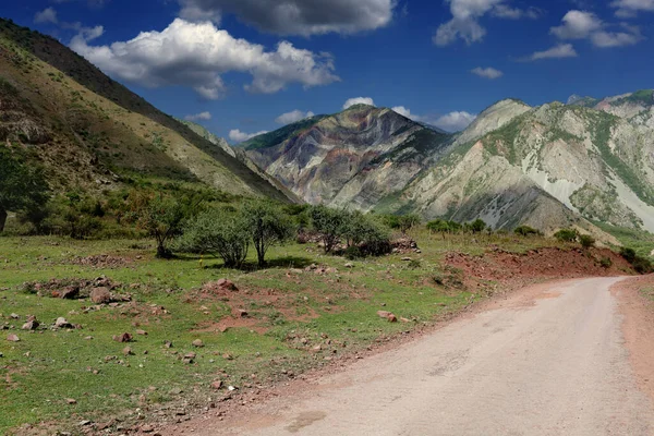 Гора Тавилдара Старое Памирское Шоссе Памир Таджикистан — стоковое фото