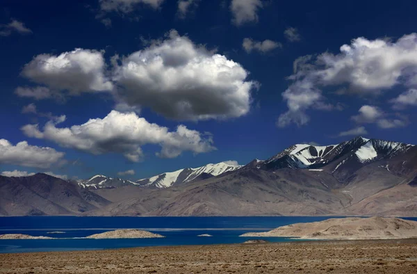 Озеро Каракул Памир Старое Памирское Шоссе Таджикистан — стоковое фото