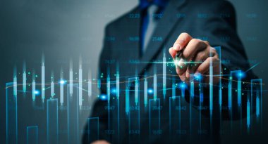 İş adamı kalem grafiği borsası ve önx döviz veri indeksi analizi finansal fon fiyatı hologramı sanal ekran