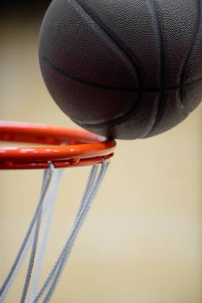 Pallone Basket Marrone Cerchio Arancione Sfondo Visualizzazione Del Prodotto Banner — Foto Stock