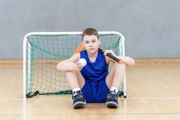 Floorball Junge Mit Stock Und Ball Horizontales Sport Themenposter Grußkarten — Stockfoto