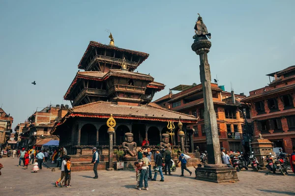 Bhaktapur Nepal Abril 2023 Habitantes Locais Reúnem Celebram Festival Biska — Fotografia de Stock