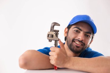 ÇOCUKLARININ GENÇ MUTLU OLACAK