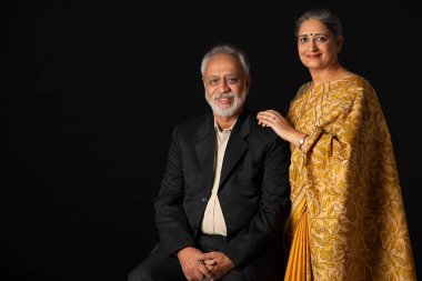 KAMERA 'NIN ÖNCE BİR SEZİK KARI VE EŞ OLACAK