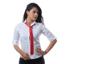 Değişken hareketler yapan iş kadınının birden fazla görüntüsü