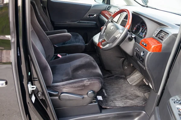 Pavlodar Kazajstán 2023 Toyota Vellfire Japonés Lujo Minivan Vista Interior —  Fotos de Stock