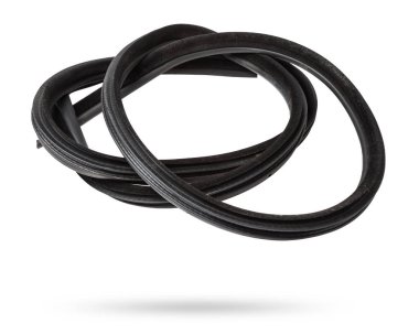 Arabanın gövdesindeki elementler için siyah lastik dolgu maddesi, kapı veya bagaj için, gürültü yalıtımı için, termal ve ses için, arabanın içindeki ısı kaybını önlemek için. Bir atölyede tamir için conta kapatılıyor.