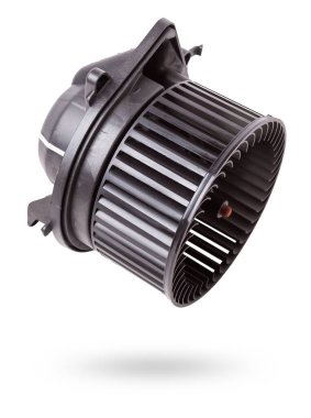 Isıtıcı fan - beyaz izole arka planda yedek parça ve araba klima sistemi elementi. Otomobil servis endüstrisi. Yedek parça kataloğu.