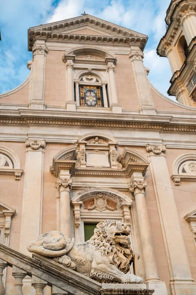 Die Hauptkirche Santo Stefano Herzen Des Dorfes Lavagna Der Italienischen — Stockfoto