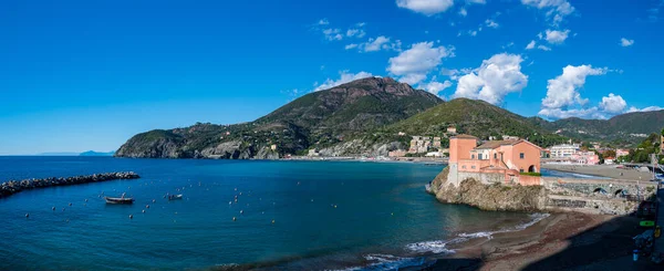 Cinque Terre Yakınlarındaki Talyan Rivierası Nda Levanto Körfezi Manzarası — Stok fotoğraf