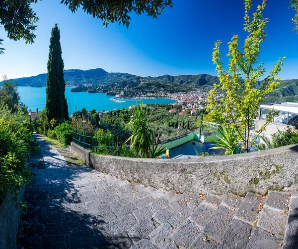 Uitzicht Golf Van Rapallo Genomen Van Sant Ambrogio Kerk Heuvels — Stockfoto