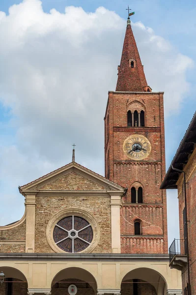 Antigua Catedral Del Casco Antiguo Acqui Terme Piamonte —  Fotos de Stock