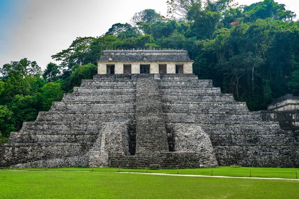 Starożytne Ruiny Majów Archeologicznym Miejscu Palenque Chiapas Jednym Najważniejszych Miejsc — Zdjęcie stockowe