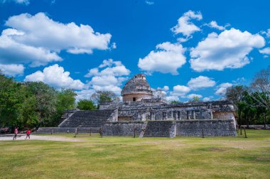 Maya Tapınağı Meksika 'daki Chichen Itza' nın Unesco Dünya Alanı 'nda El Caracol' u aradı.