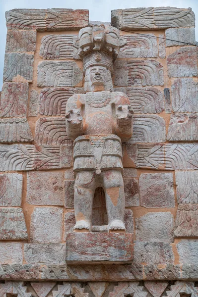 Kabah Yucatan Meksika Arkeolojik Sahasında Antik Maya Heykeli Inşa Heykeli — Stok fotoğraf