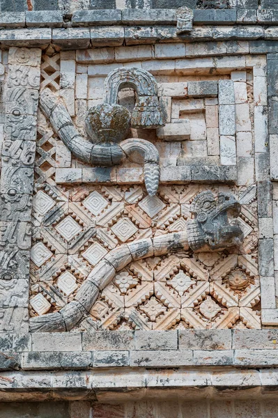 Maya Bas Reliefs Representerar Gudar Och Ormar Unescos Världsarv Uxmal — Stockfoto