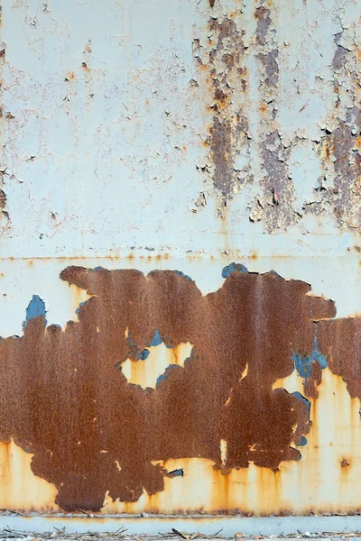 錆や亀裂の痕跡と古い塗装金属テクスチャ — ストック写真