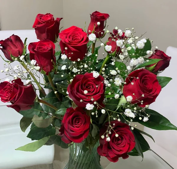 güzel kırmızı gül buketi 