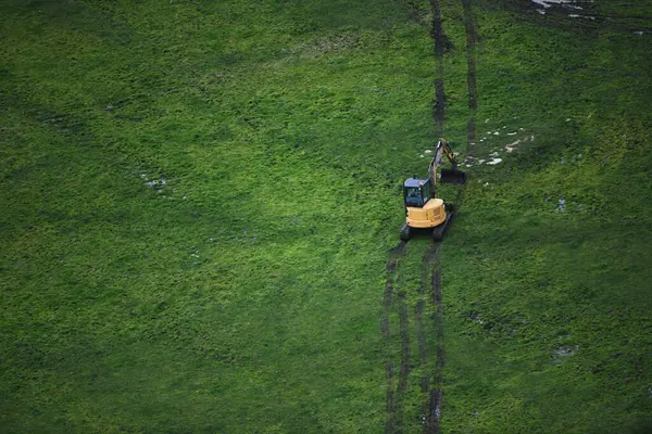 Aerial Perspective Yellow Digger Engaged Agricultural Activities Rural Landscape — Stock Photo, Image