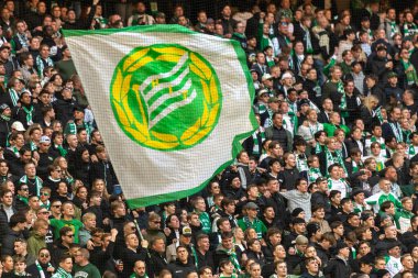 SOLNA, SWEDEN - 16 APR 2023: Tifo ve taraftarları Solna 'daki Friends Arena' da AIK vs Hammarby IF maçında. Nihai sonuç 2-0