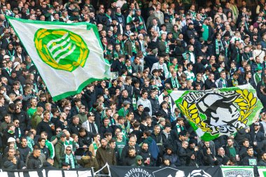 SOLNA, SWEDEN - 16 APR 2023: Tifo ve taraftarları Solna 'daki Friends Arena' da AIK vs Hammarby IF maçında. Nihai sonuç 2-0