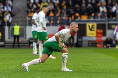 SOLNA, SWEDEN - 16 Nisan 2023: Solna 'daki Friends Arena' da AIK-Hammarby IF maçından önce ısınma turu. Nihai sonuç 2-0
