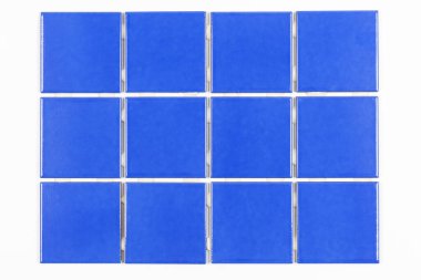 Mavi fayans örneği, beyaz arka planda izole edilmiş. Bir satış kataloğunda ya da bir resme uygulanmaya hazır