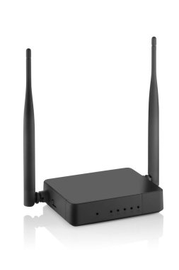 Büyük bir anteni olan siyah bir kablosuz aygıt