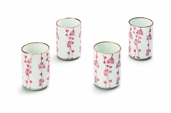 Набір Керамічних Чашок Тонким Рожевим Візерунком Квітів Ізольовані Стокове Зображення