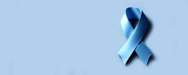 Blauw Kanker Bewustzijn Lint Banner Header Achtergrond Met Kopieerruimte Rechtenvrije Stockafbeeldingen