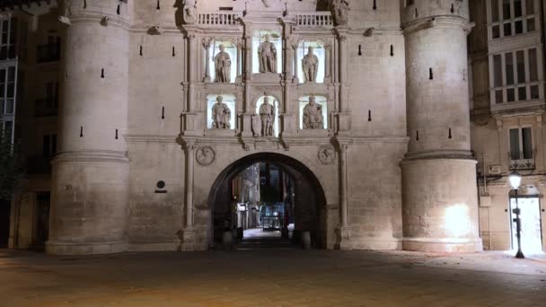 Πύλη Της Πόλης Arco Santa Maria Νύχτα Στο Burgos Castilla — Αρχείο Βίντεο